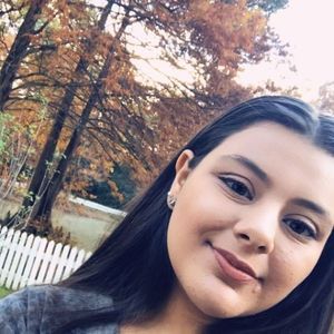 Meet your Posher, Beatriz